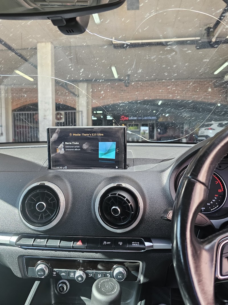 Spa Valet Centre Carwash - Photo 3